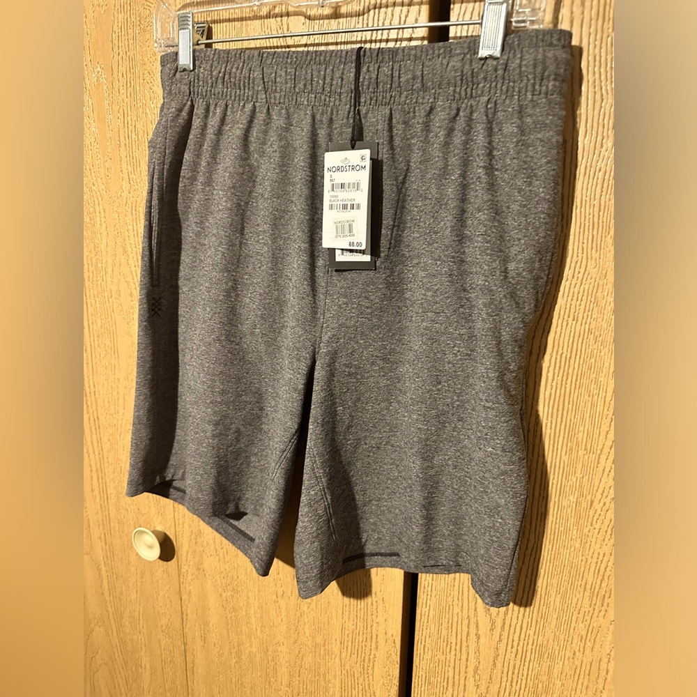 Rhône Grey Workout/Everyday Short In Grey Size S